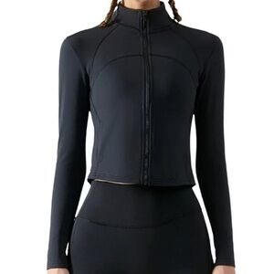 Black crop sportswear zip jacket top